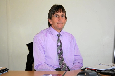 Cobus is boer en kampushoof